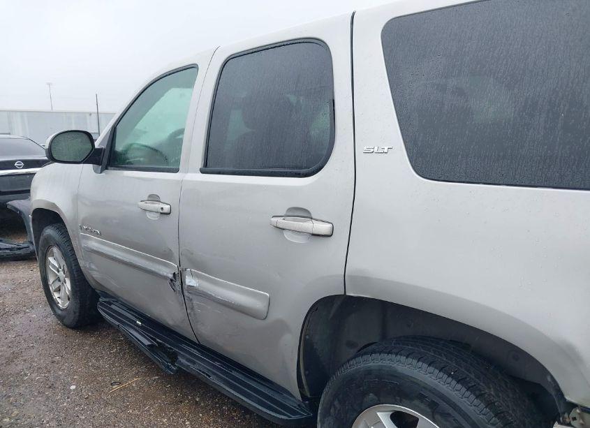Photo 14 of 2007 Gmc Yukon SLT (VIN 1GKFC13077J102052)
