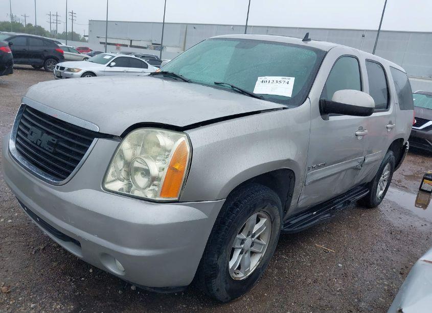 Photo 2 of 2007 Gmc Yukon SLT (VIN 1GKFC13077J102052)