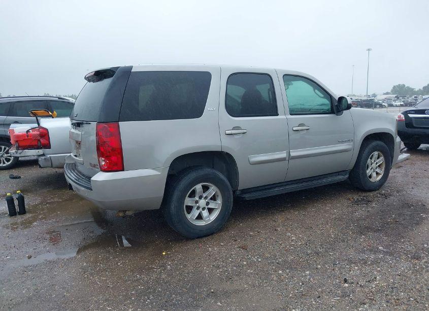 Photo 4 of 2007 Gmc Yukon SLT (VIN 1GKFC13077J102052)