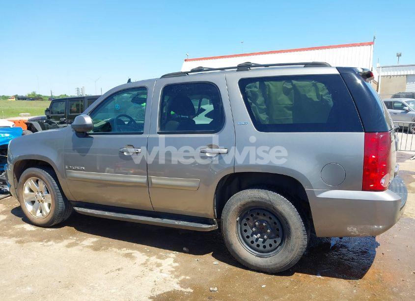 Photo 15 of 2007 Gmc Yukon SLT (VIN 1GKFC13097R126676)