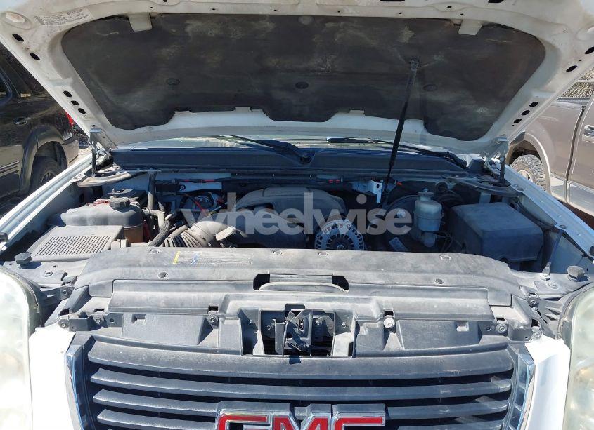 Photo 10 of 2007 Gmc Yukon SLE (VIN 1GKFC130X7R214183)