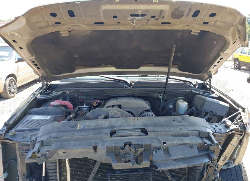 Photo 10 of 2008 Gmc Yukon SLE (VIN 1GKFC13C18R132175)