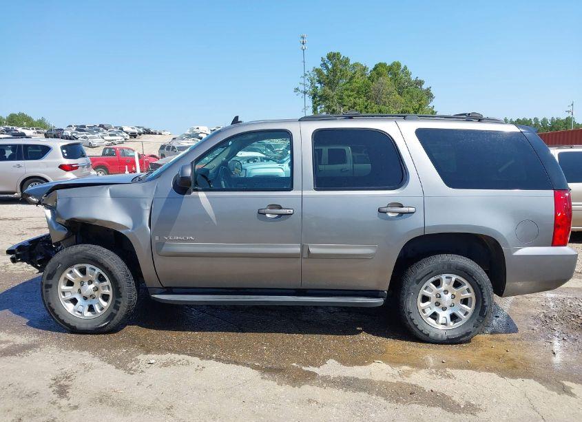 Photo 14 of 2008 Gmc Yukon SLE (VIN 1GKFC13C18R132175)
