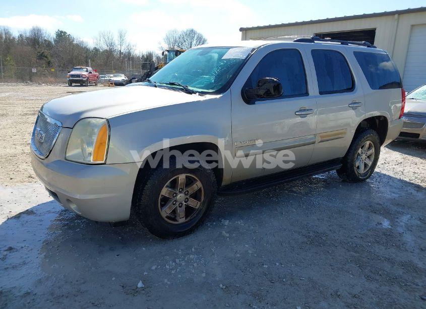 Photo 2 of 2007 Gmc Yukon SLE (VIN 1GKFC13C57R317747)