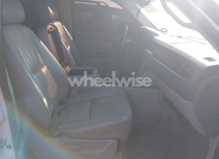 Photo 5 of 2007 Gmc Yukon COMMERCIAL FLEET (VIN 1GKFC13C77R312288)