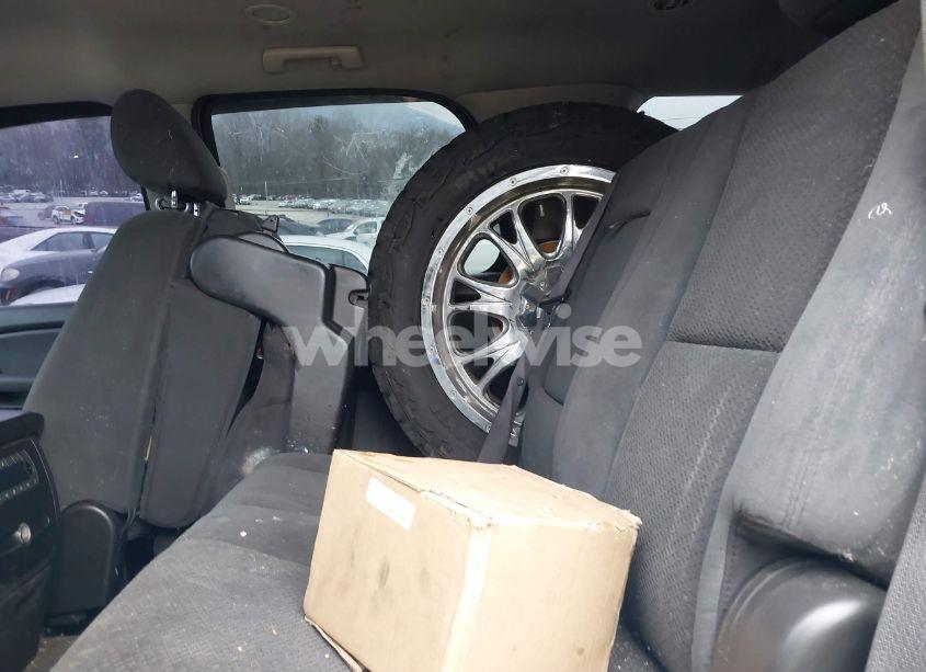 Photo 12 of 2007 Gmc Yukon COMMERCIAL FLEET (VIN 1GKFC13J17J277647)