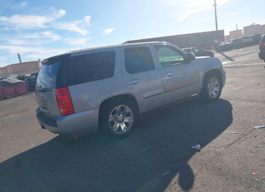Photo 4 of 2007 Gmc Yukon SLT (VIN 1GKFC13J37J349318)