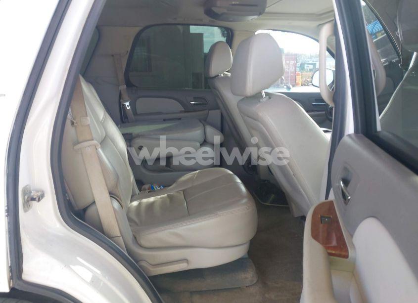 Photo 8 of 2008 Gmc Yukon SLT (VIN 1GKFC13J38R215928)