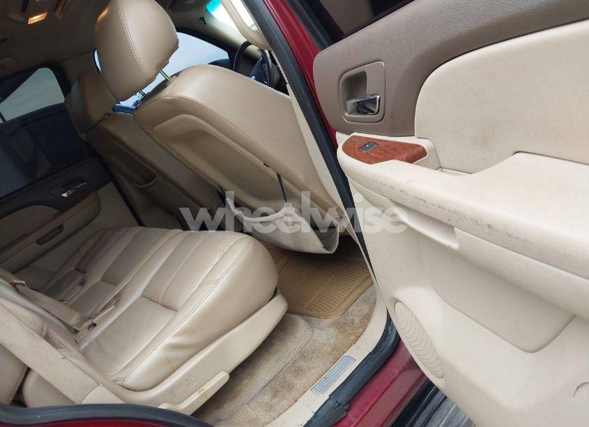 Photo 8 of 2007 Gmc Yukon SLE (VIN 1GKFC13J47R303188)