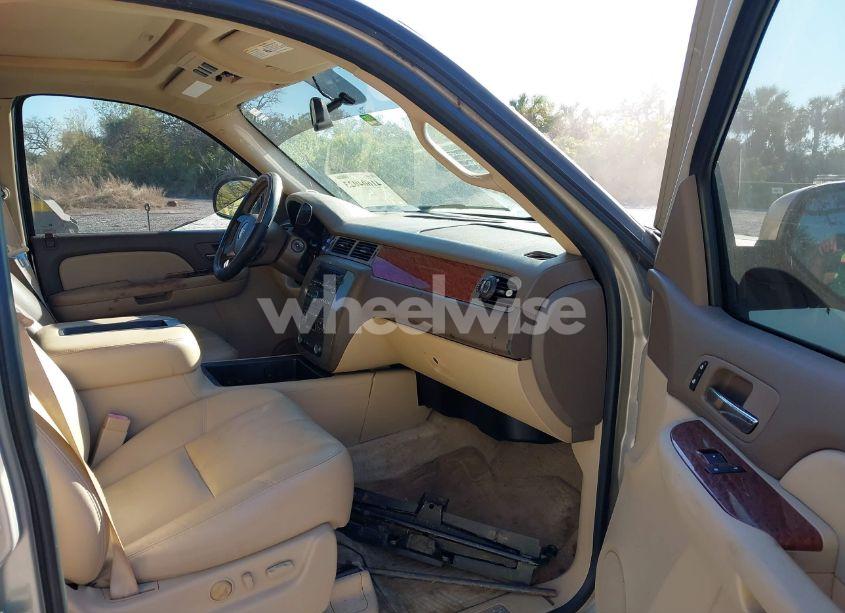 Photo 5 of 2008 Gmc Yukon XL 1500 SLT (VIN 1GKFC16038R122152)