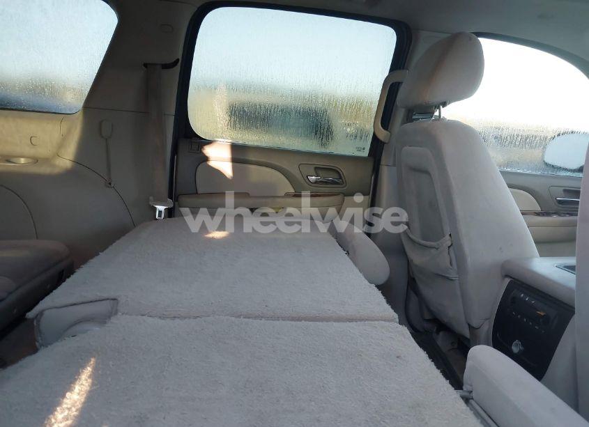 Photo 8 of 2007 Gmc Yukon XL 1500 SLE (VIN 1GKFC16097J196091)