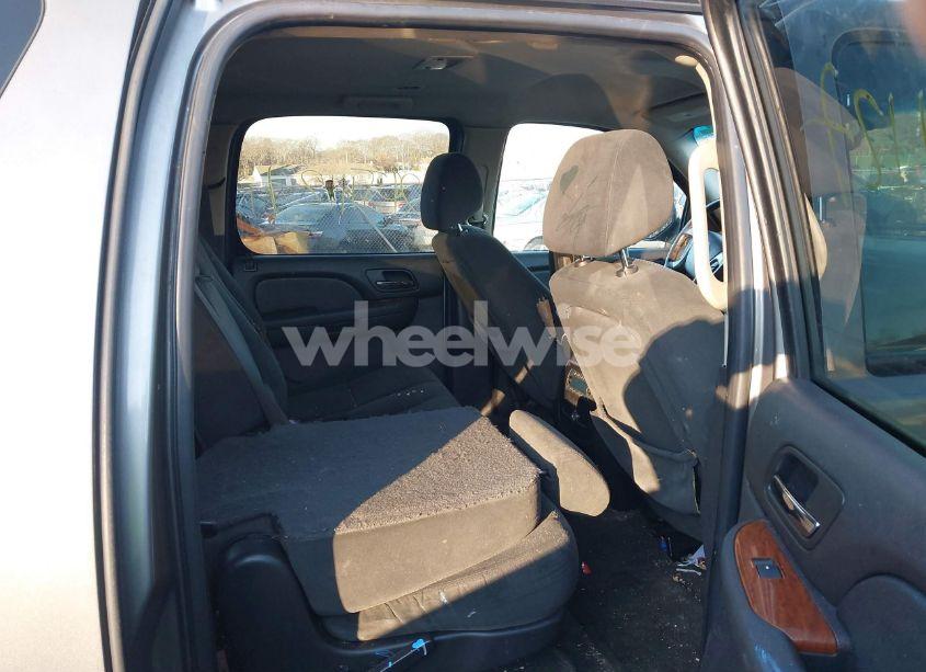 Photo 8 of 2007 Gmc Yukon XL 1500 SLE (VIN 1GKFC16J47R178804)