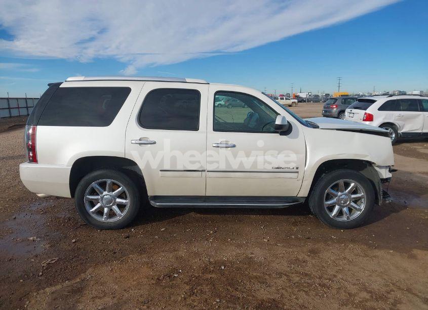 Photo 14 of 2009 Gmc Yukon DENALI (VIN 1GKFK03299R171943)