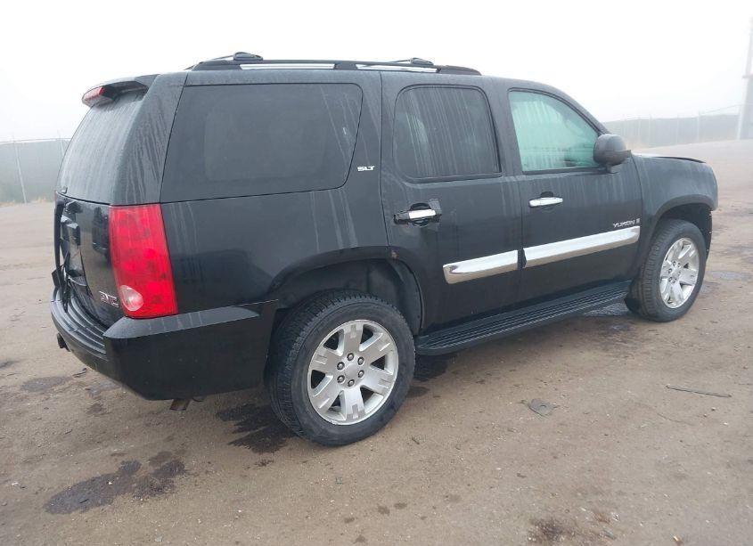 Photo 4 of 2007 Gmc Yukon SLT (VIN 1GKFK13007R237202)