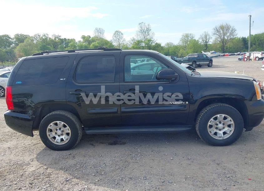 Photo 13 of 2007 Gmc Yukon SLT (VIN 1GKFK13007R307619)