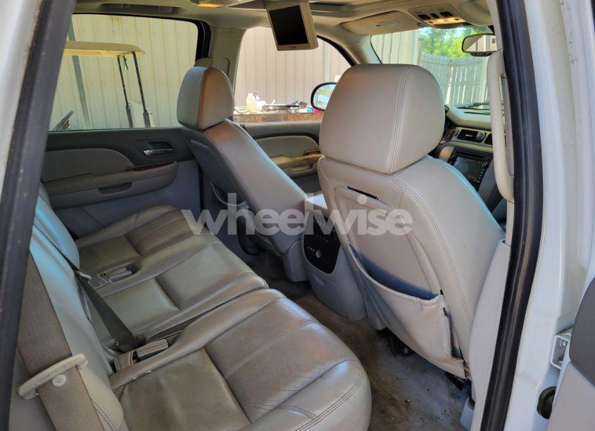 Photo 8 of 2007 Gmc Yukon (VIN 1GKFK13007R320600)