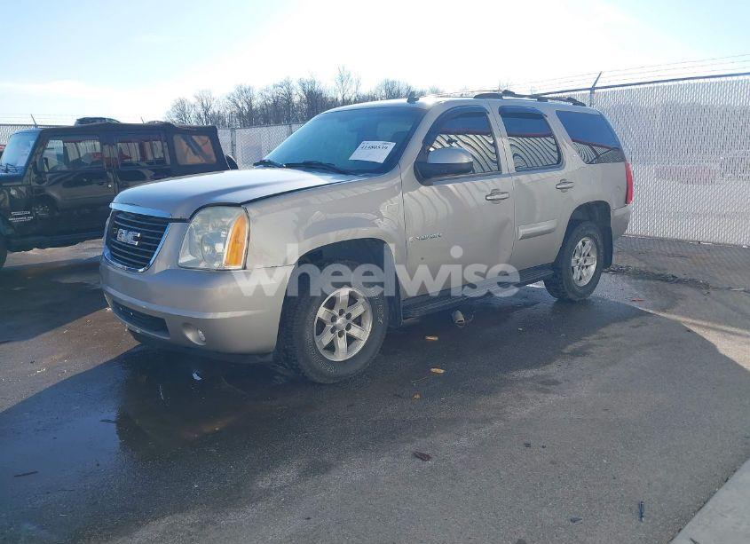 Photo 2 of 2007 Gmc Yukon SLT (VIN 1GKFK13027J116282)
