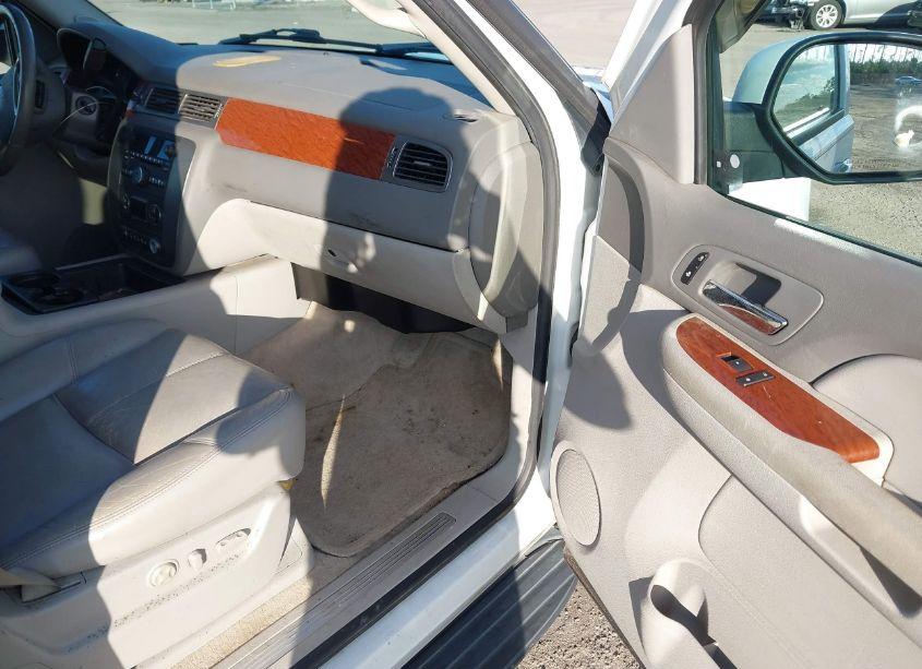 Photo 5 of 2007 Gmc Yukon SLT (VIN 1GKFK13037J326468)