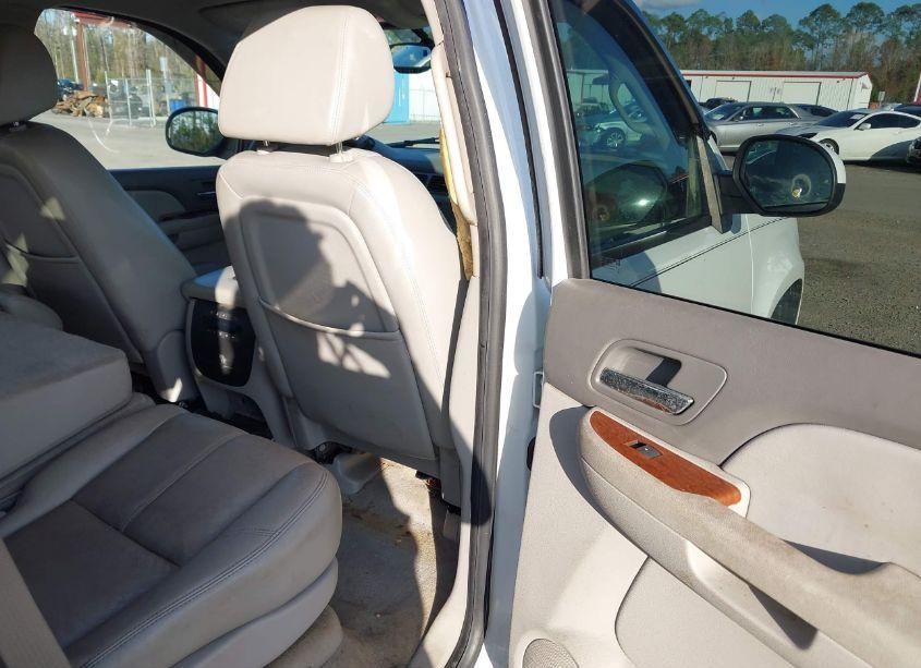 Photo 8 of 2007 Gmc Yukon SLT (VIN 1GKFK13037J326468)