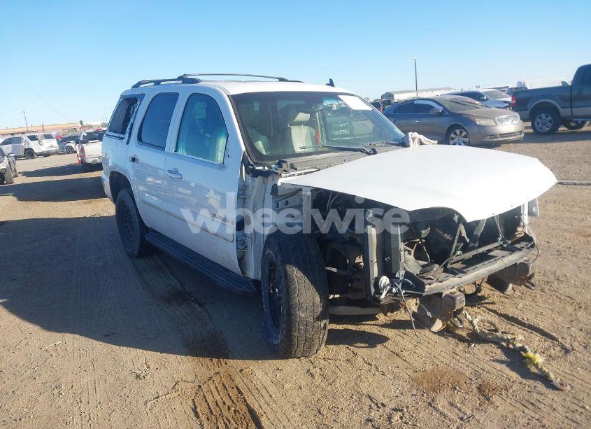 2007 Gmc Yukon SLT (VIN 1GKFK13057J381780) main photo