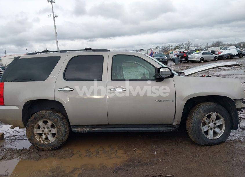 Photo 13 of 2008 Gmc Yukon SLT (VIN 1GKFK13058J104273)