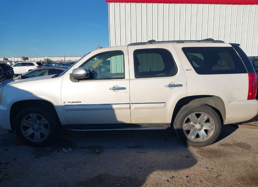 Photo 14 of 2008 Gmc Yukon SLT (VIN 1GKFK13058R218694)