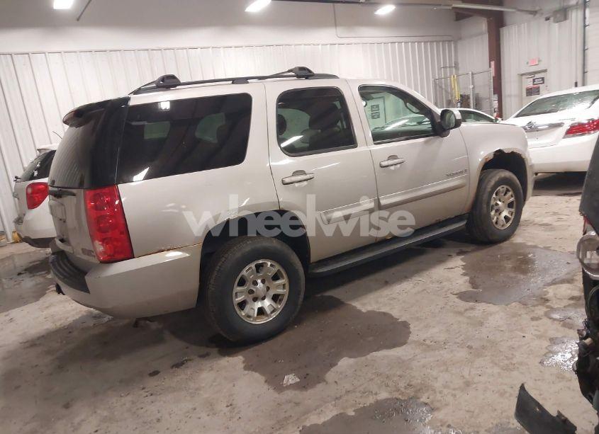 Photo 4 of 2008 Gmc Yukon SLE (VIN 1GKFK13058R263893)