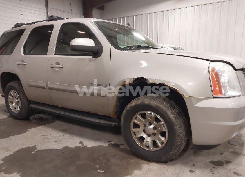 Photo 6 of 2008 Gmc Yukon SLE (VIN 1GKFK13058R263893)