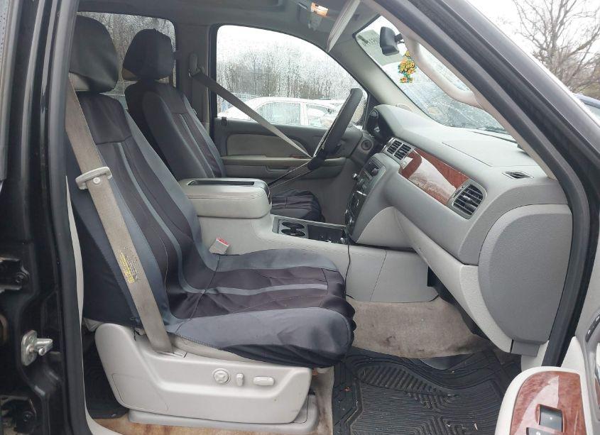 Photo 5 of 2007 Gmc Yukon SLT (VIN 1GKFK13077J147849)