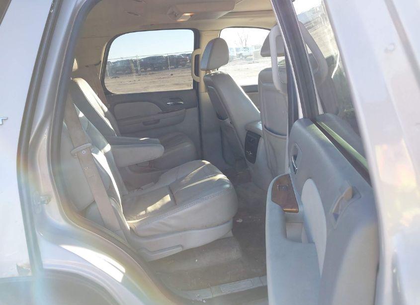 Photo 8 of 2007 Gmc Yukon SLT (VIN 1GKFK13097J106414)