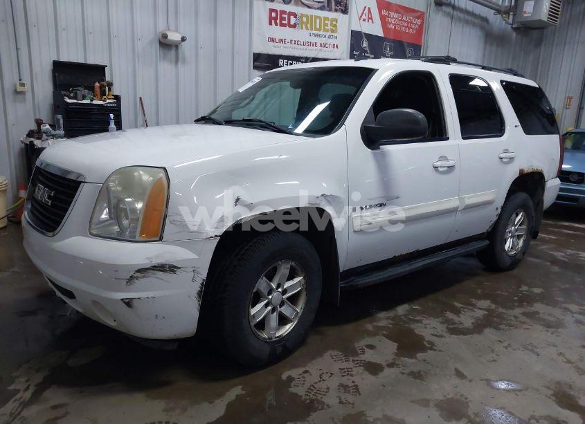 Photo 2 of 2007 Gmc Yukon SLT (VIN 1GKFK13097R335239)