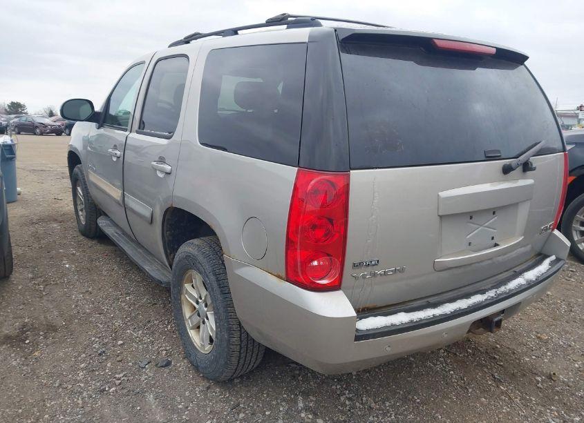 Photo 3 of 2008 Gmc Yukon SLE (VIN 1GKFK13098R199907)