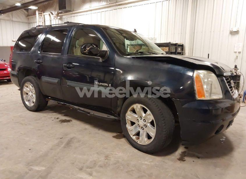 2007 Gmc Yukon SLT (VIN 1GKFK130X7J115798) main photo