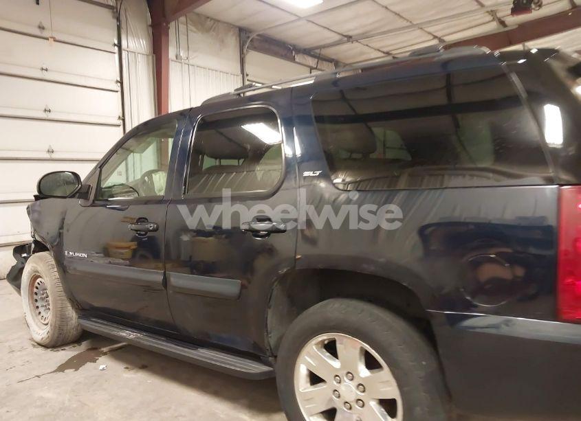 Photo 15 of 2007 Gmc Yukon SLT (VIN 1GKFK130X7J115798)