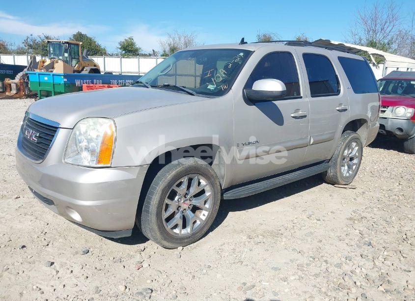 Photo 2 of 2007 Gmc Yukon SLT (VIN 1GKFK130X7J116272)