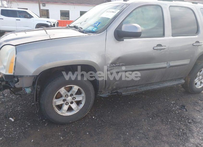 Photo 12 of 2007 Gmc Yukon (VIN 1GKFK130X7R120615)