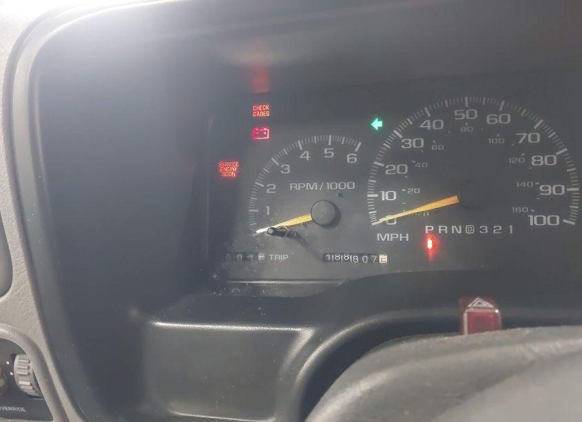 Photo 7 of 1999 Gmc Suburban 1500 SL (VIN 1GKFK16R4XJ720961)