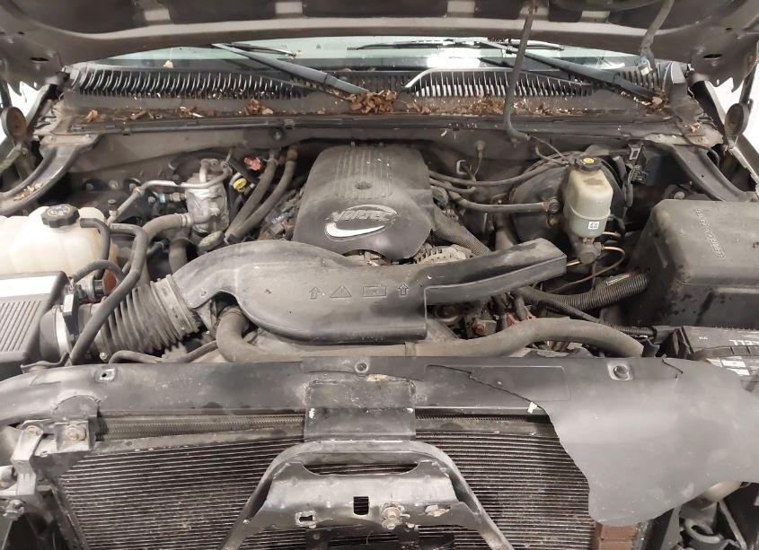 Photo 10 of 2002 Gmc Yukon XL 1500 SLT (VIN 1GKFK16Z02J257113)