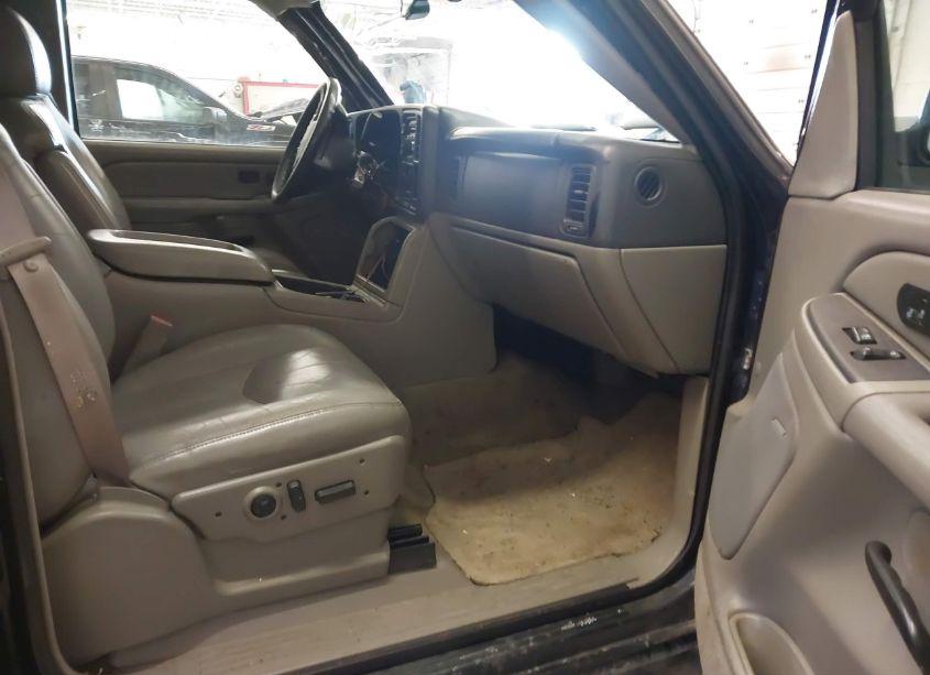 Photo 5 of 2005 Gmc Yukon XL 1500 SLT (VIN 1GKFK16Z05J117065)