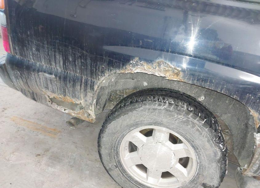 Photo 6 of 2005 Gmc Yukon XL 1500 SLT (VIN 1GKFK16Z05J117065)