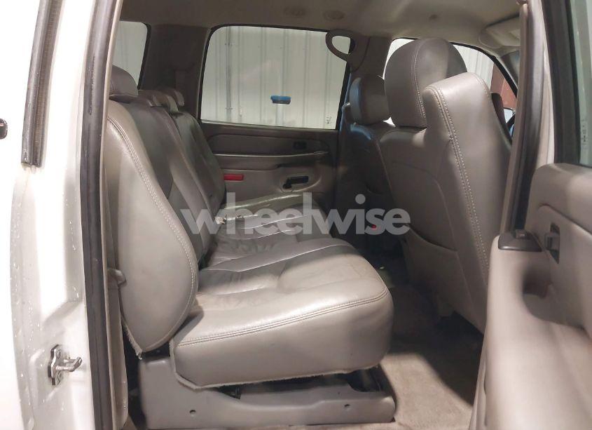 Photo 8 of 2005 Gmc Yukon XL 1500 SLT (VIN 1GKFK16Z25J133901)