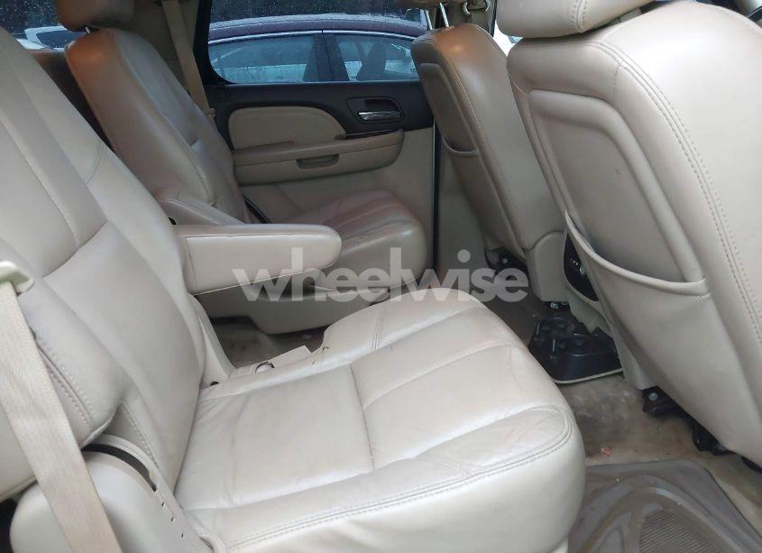 Photo 8 of 2007 Gmc Yukon DENALI (VIN 1GKFK63807J330500)