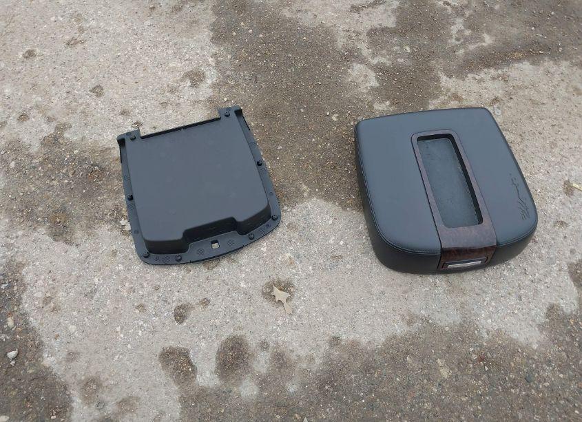 Photo 12 of 2007 Gmc Yukon DENALI (VIN 1GKFK63807J336362)