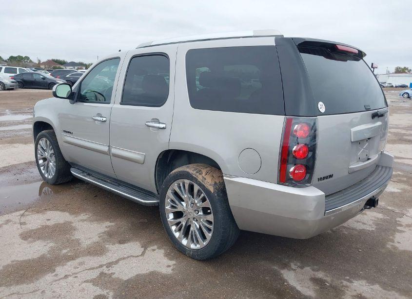 Photo 3 of 2007 Gmc Yukon DENALI (VIN 1GKFK63807J336362)