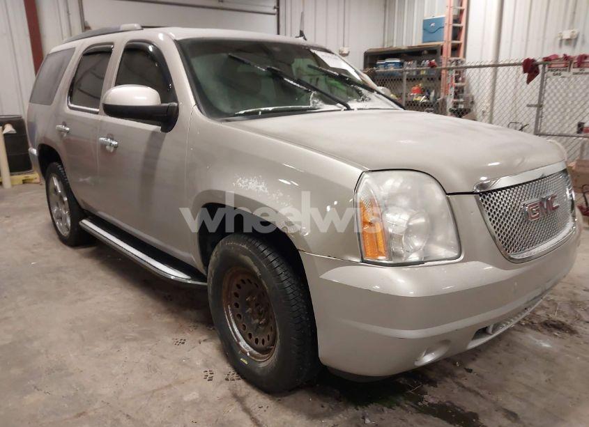 2008 Gmc Yukon DENALI (VIN 1GKFK63818J175263) main photo