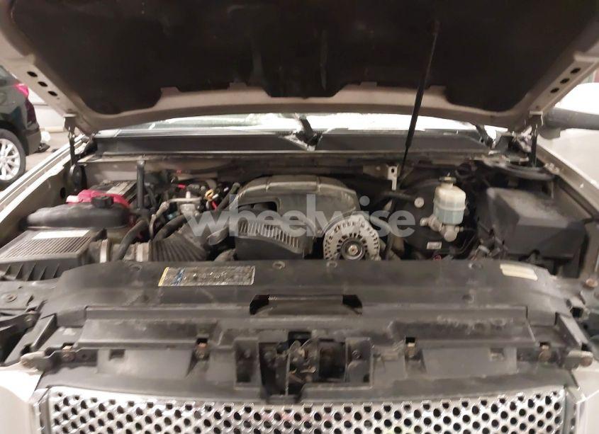 Photo 10 of 2008 Gmc Yukon DENALI (VIN 1GKFK63818J175263)