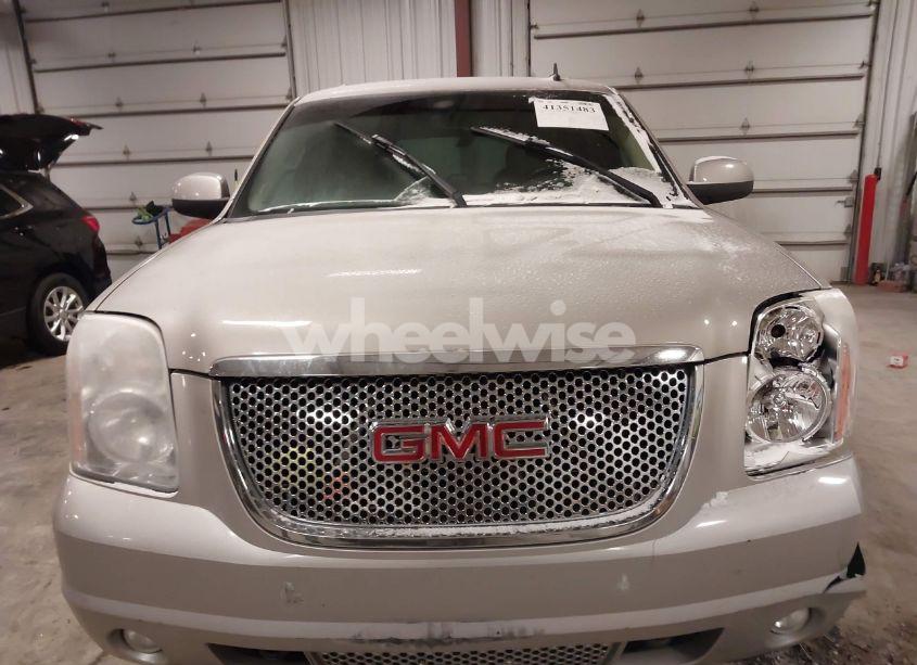 Photo 12 of 2008 Gmc Yukon DENALI (VIN 1GKFK63818J175263)
