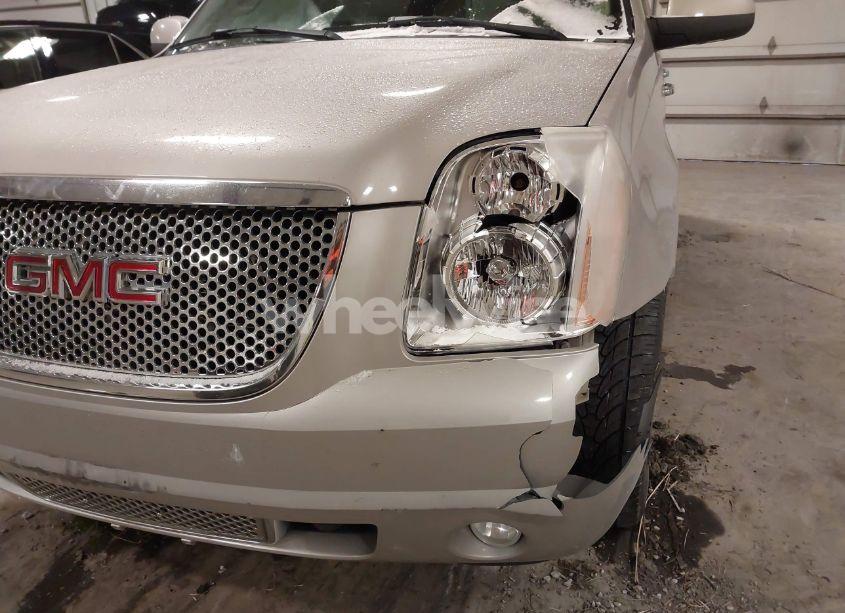 Photo 6 of 2008 Gmc Yukon DENALI (VIN 1GKFK63818J175263)