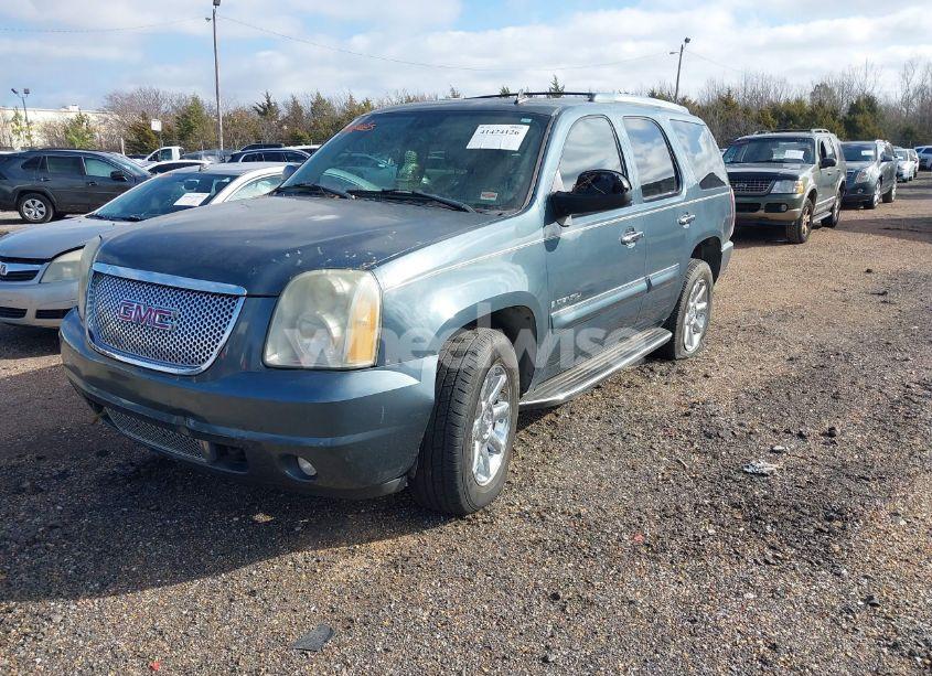 Photo 2 of 2007 Gmc Yukon DENALI (VIN 1GKFK63827J168661)