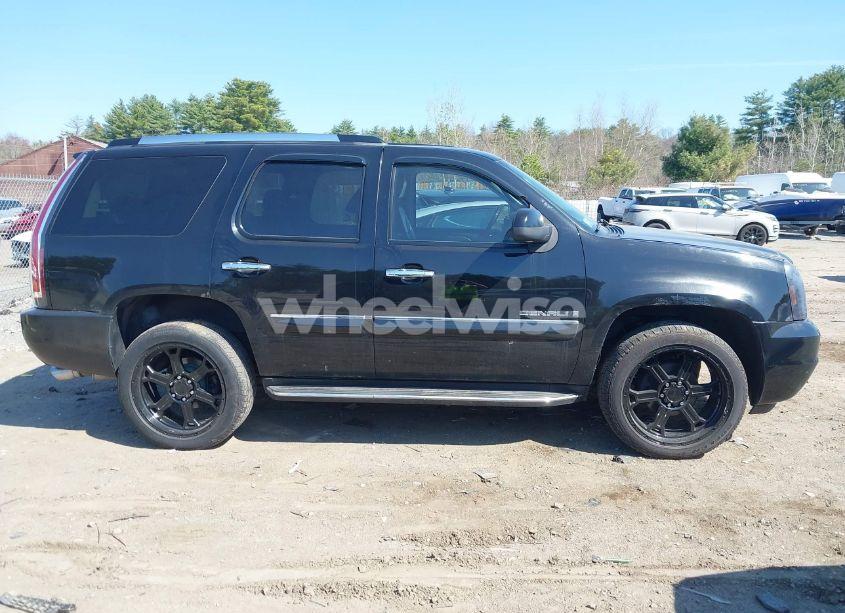 Photo 13 of 2007 Gmc Yukon DENALI (VIN 1GKFK63827J265939)